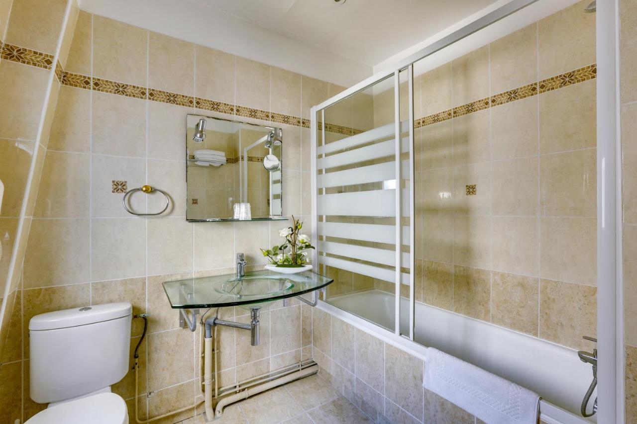 Du Square D'anvers 2* Paris