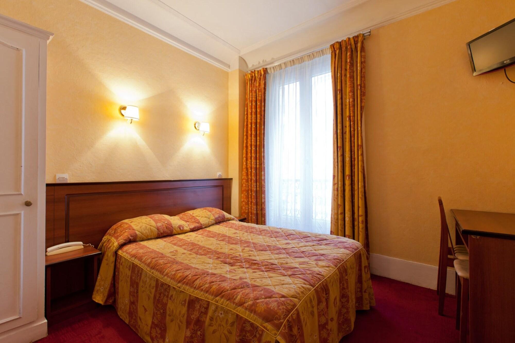 Du Square D'anvers Hotel