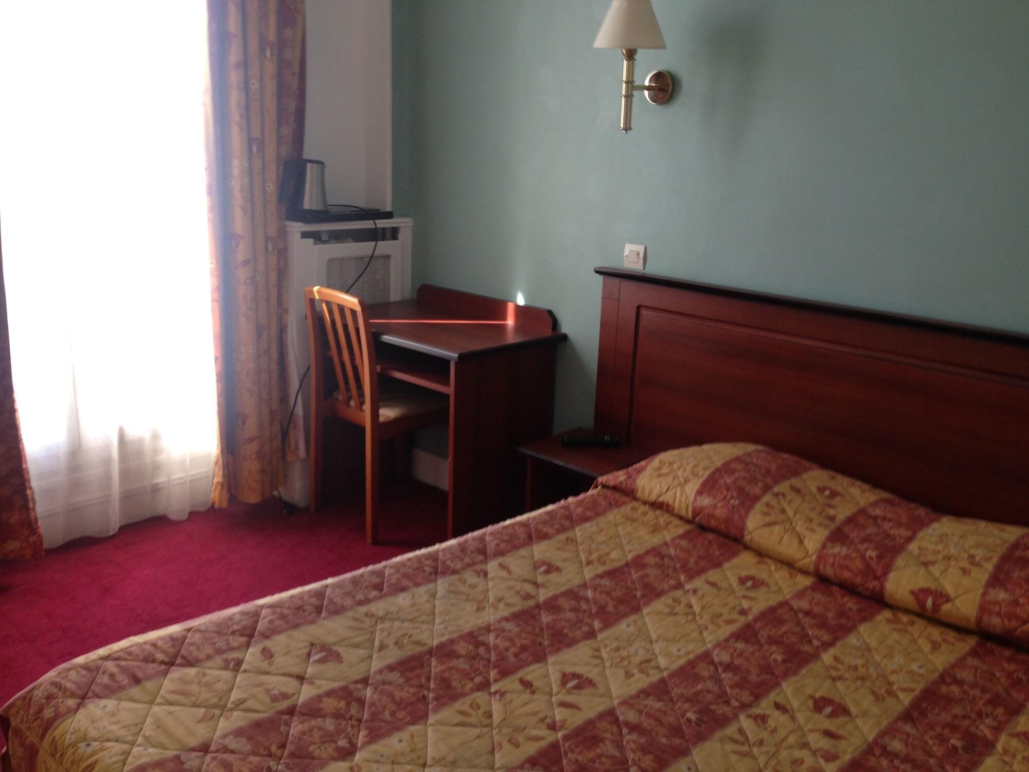 Du Square D'anvers Hotel Paris