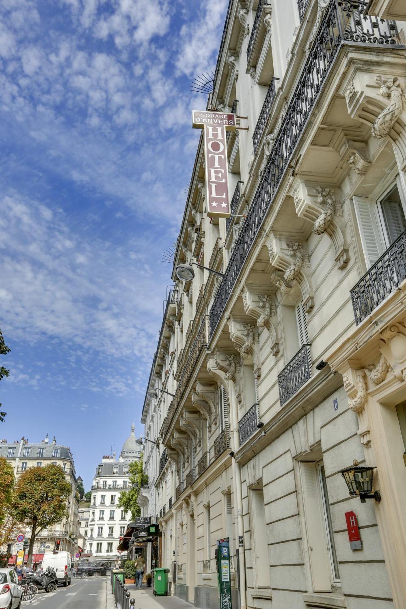 Du Square D'anvers Parigi